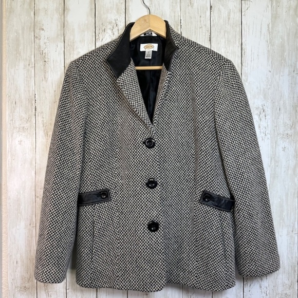 Talbots Coat/Blazer Wool Herringbone Womens 12 Pockets Leather Collar Academia - Picture 16 of 16